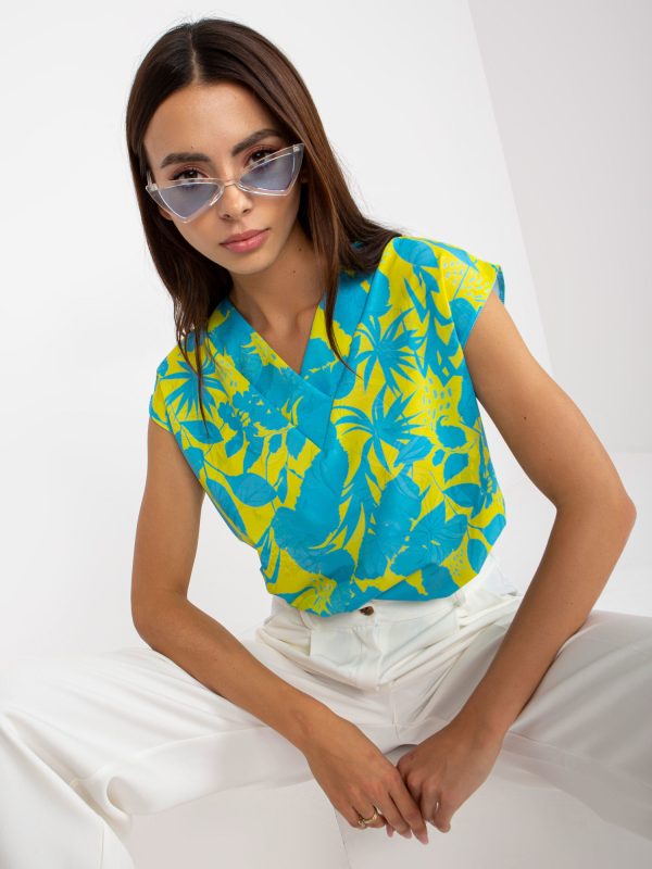 Wholesale Blue and yellow blouse with print and V-neck RUE PARIS