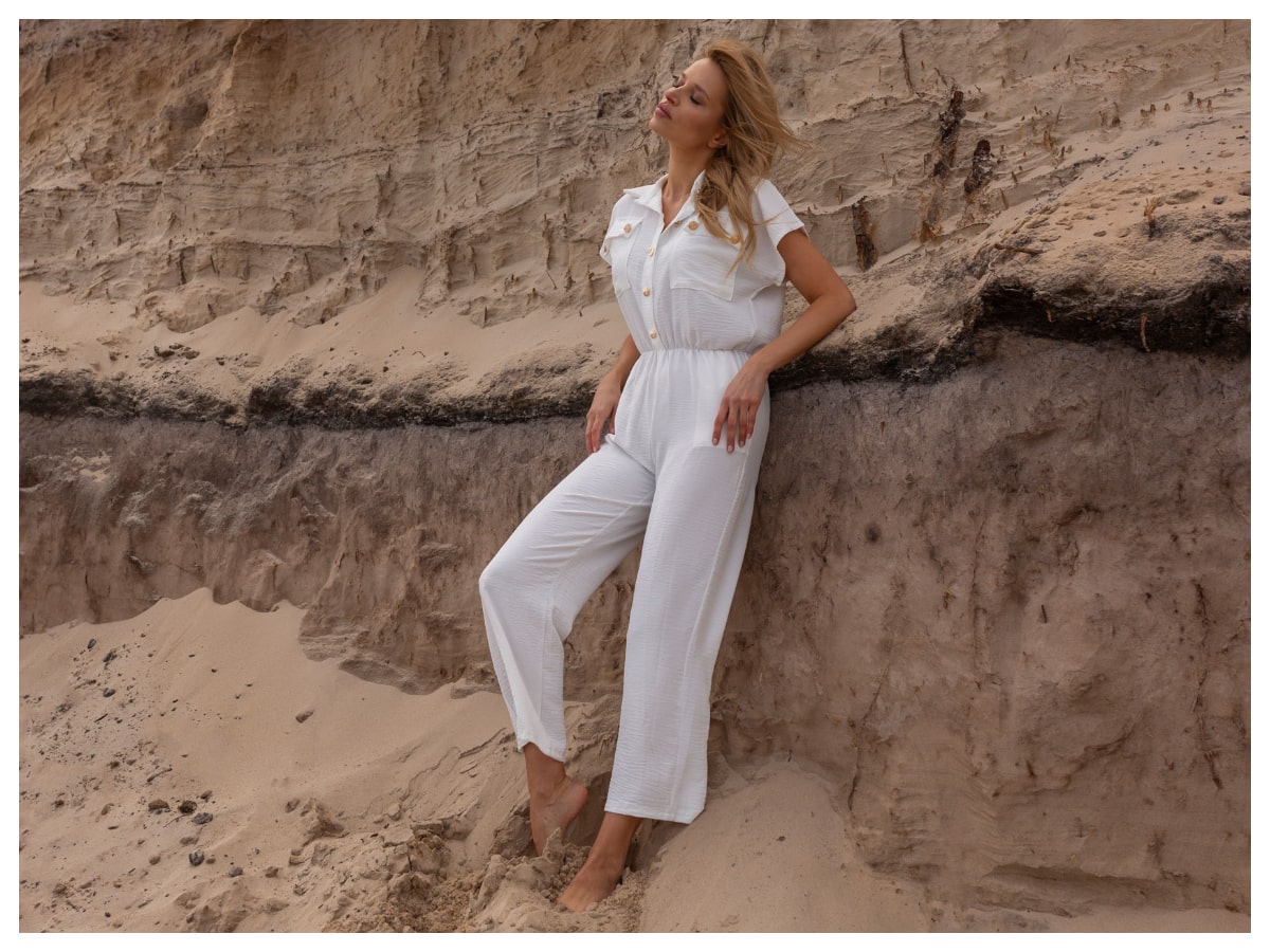 Summer women’s jumpsuit – dress fashionably in hot weather