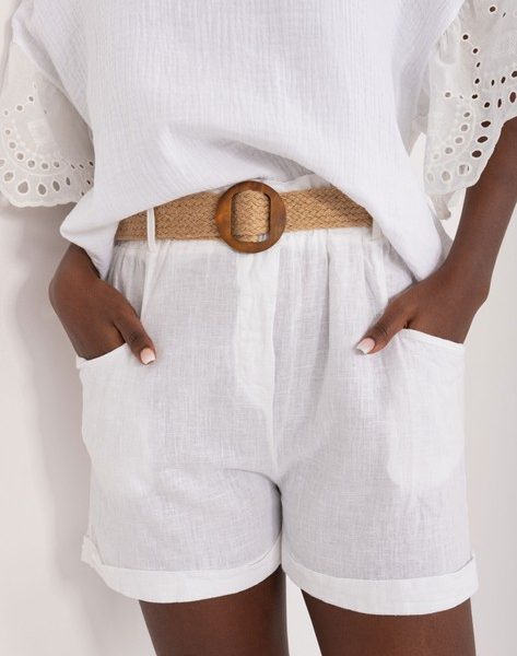 Women’s white shorts with pockets